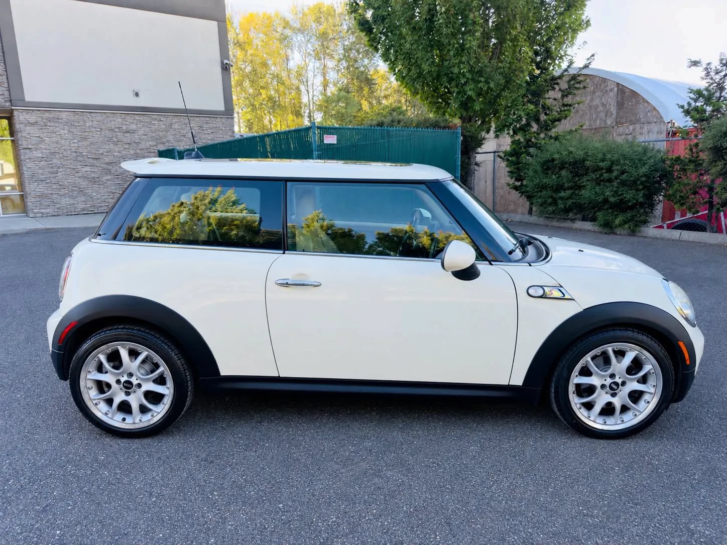 Used 2007 MINI Cooper S FWD image 6