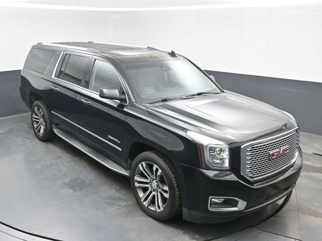 Used 2017 GMC Yukon XL Denali w/ Open Road Package AWD/4WD image 13