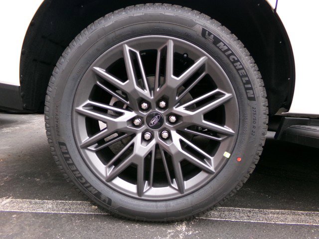 New 2026 Ford Expedition Max Platinum w/ Stealth Appearance Package image 7