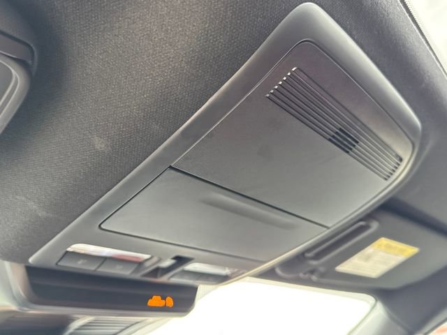 Used 2025 MAZDA MAZDA3 Carbon image 25