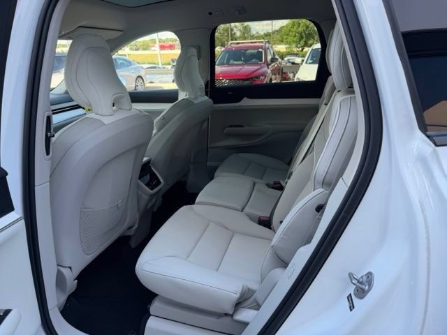 New 2026 Volvo EX90 Plus AWD/4WD image 7