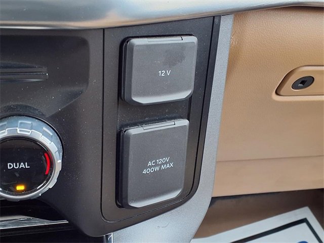 Used 2023 Ford F150 Lariat w/ Trailer Tow Package image 15