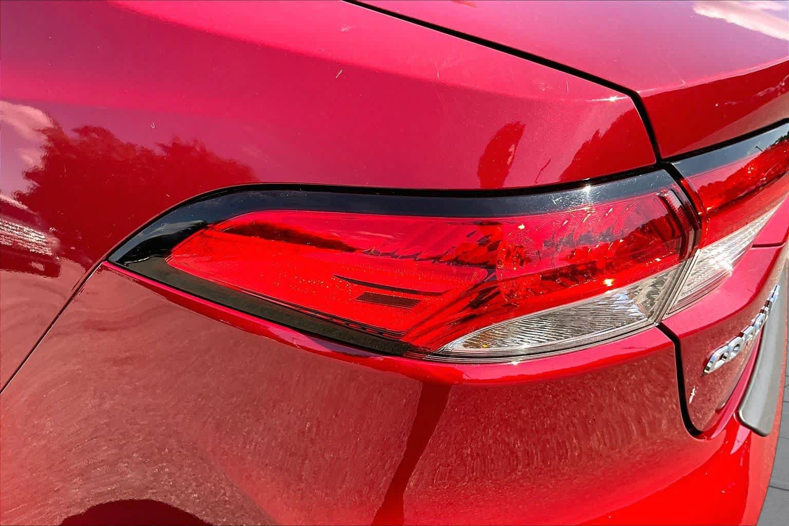 Used 2022 Toyota Corolla LE w/ LE Convenience Package FWD image 28
