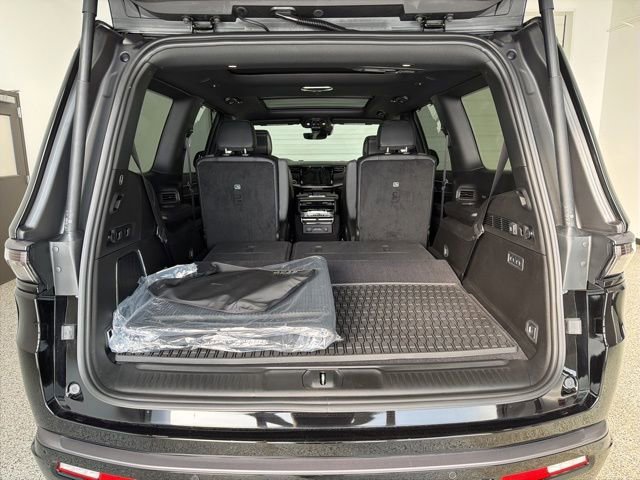 New 2026 Jeep Grand Wagoneer Limited image 36