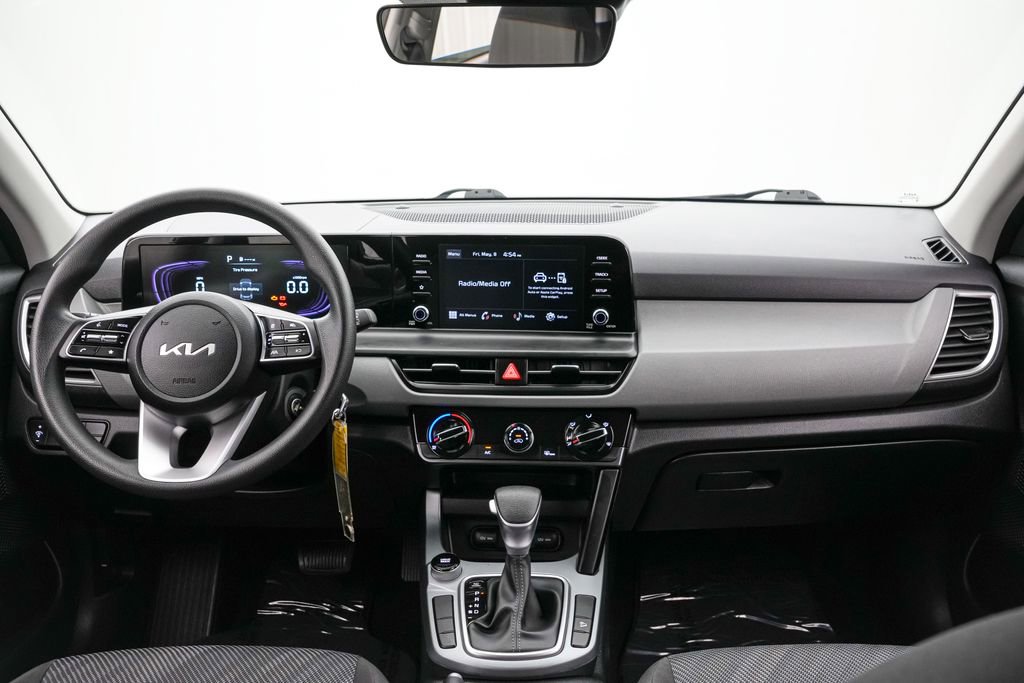 Used 2026 Kia Seltos LX FWD image 15