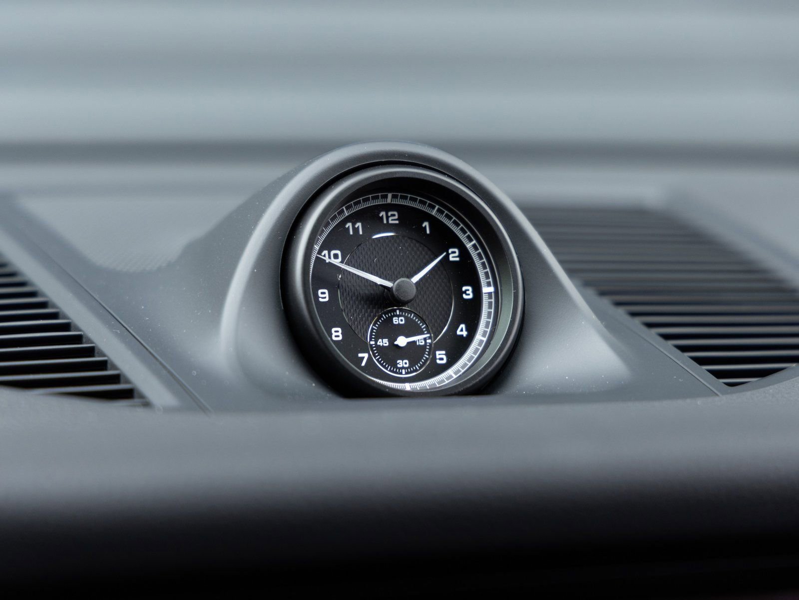 Certified 2026 Porsche Macan image 16