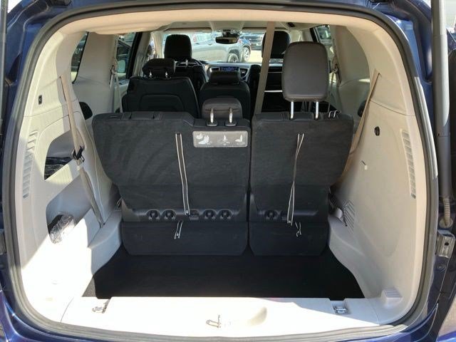 Certified 2019 Chrysler Pacifica Touring-L Plus w/ Advanced Safetytec Group FWD image 23