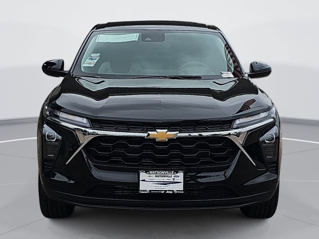 New 2026 Chevrolet Trax LS w/ LS Convenience Package FWD image 8