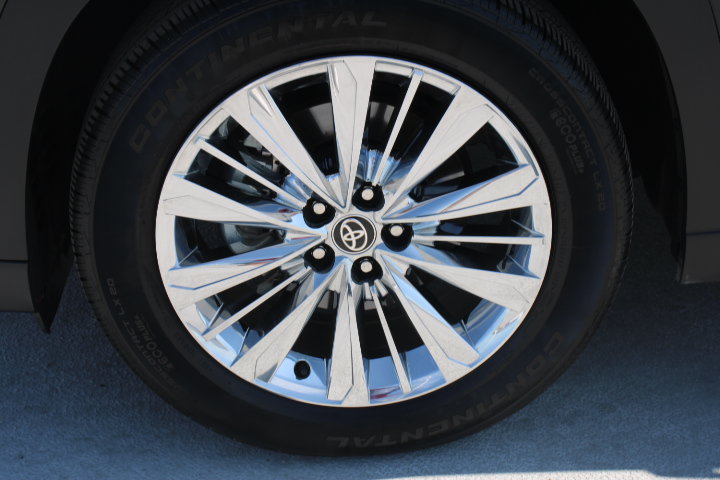 Certified 2025 Toyota Grand Highlander AWD image 10