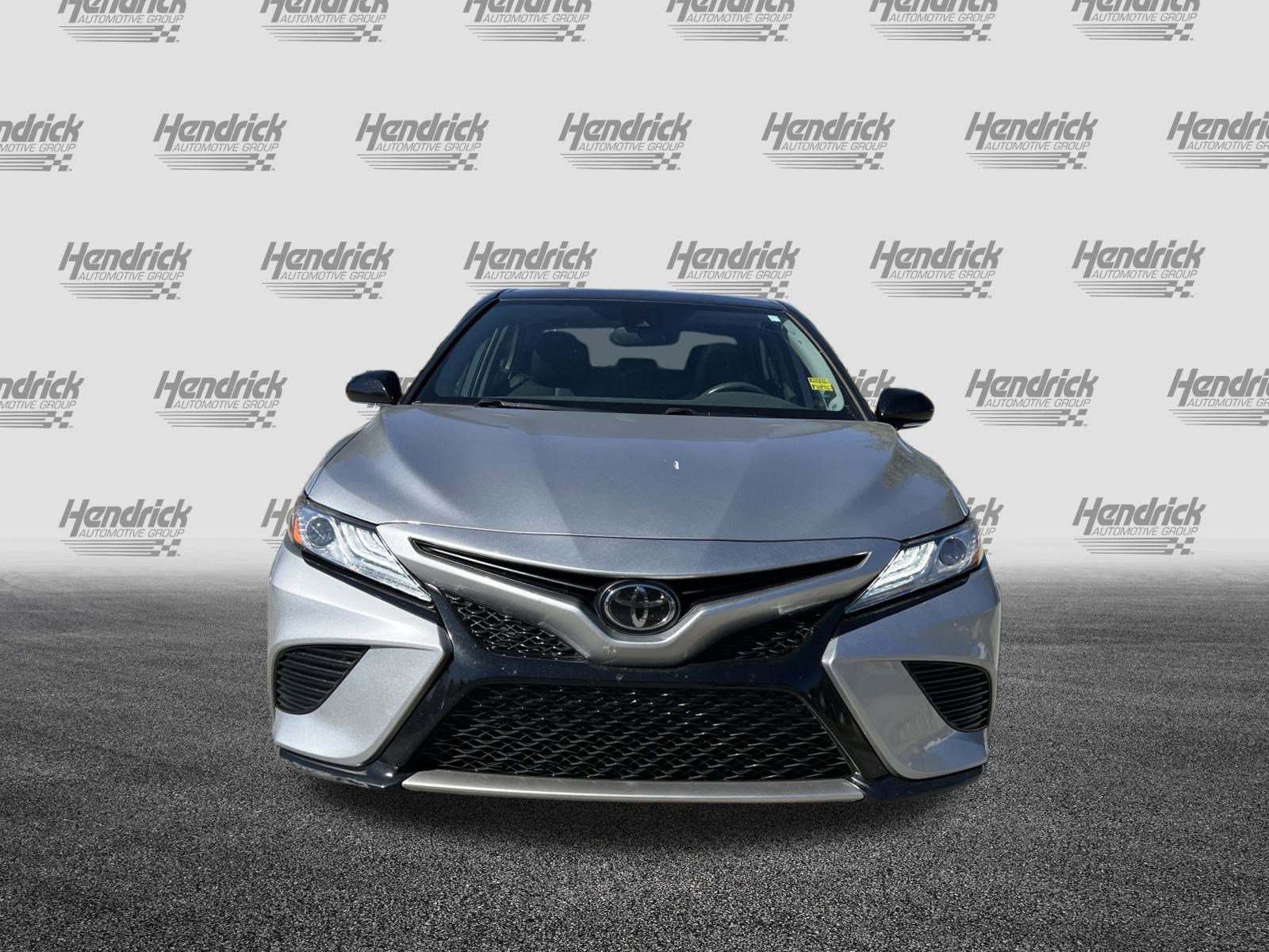 Used 2020 Toyota Camry XSE image 3