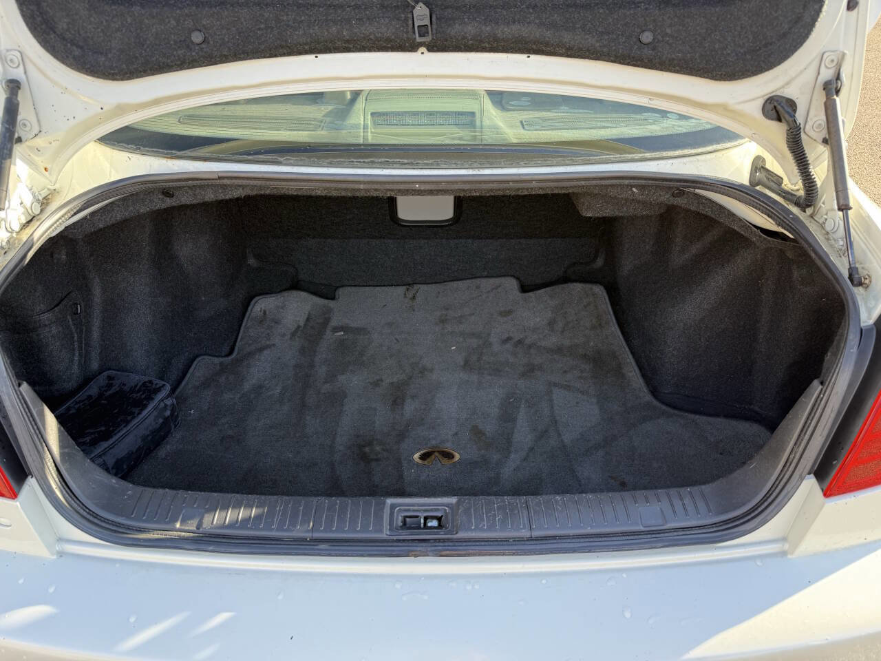 Used 2005 INFINITI G35 Sedan w/ (P01) Premium Pkg A RWD image 24