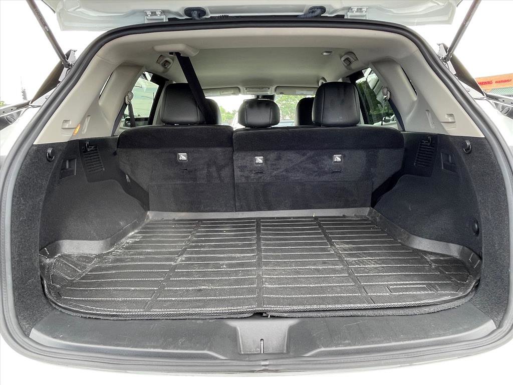 Used 2023 Nissan Murano SV w/ SV Midnight Edition Package FWD image 24
