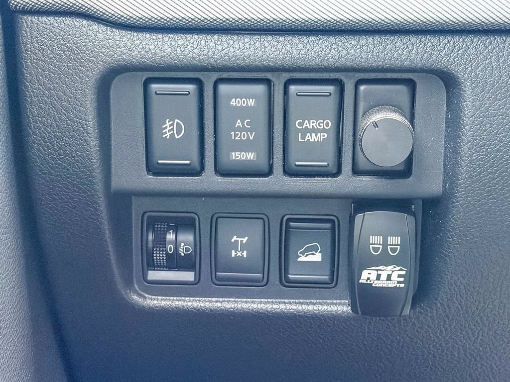 Used 2019 Nissan Titan PRO-4X w/ Pro-4x Convenience Package AWD/4WD image 54