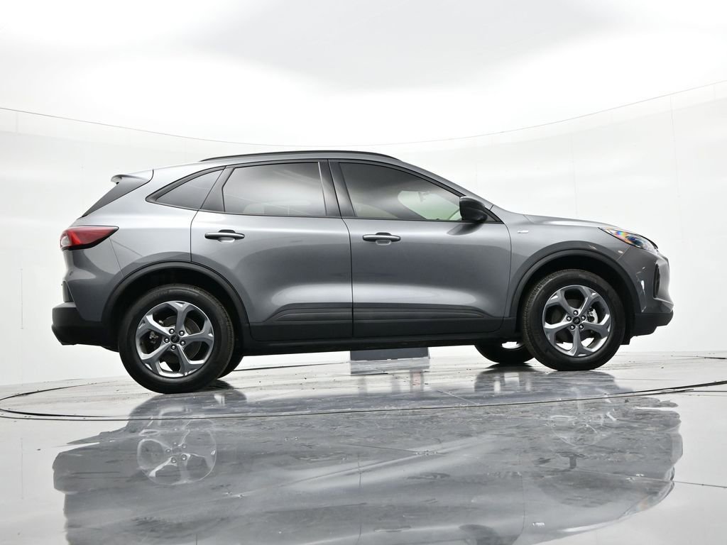 Used 2025 Ford Escape ST-Line image 21