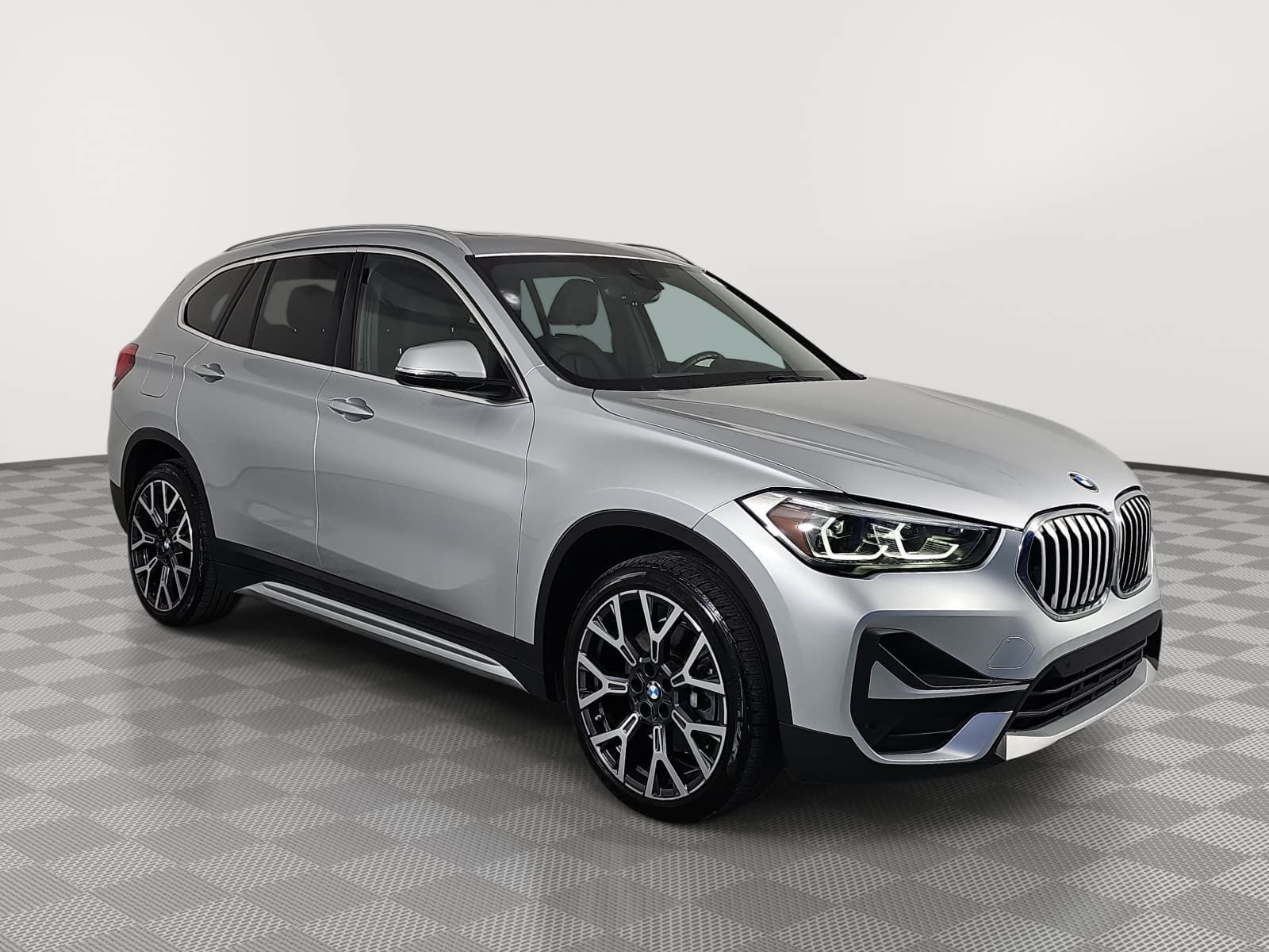 Used 2021 BMW X1 sDrive28i w/ Convenience Package FWD image 2