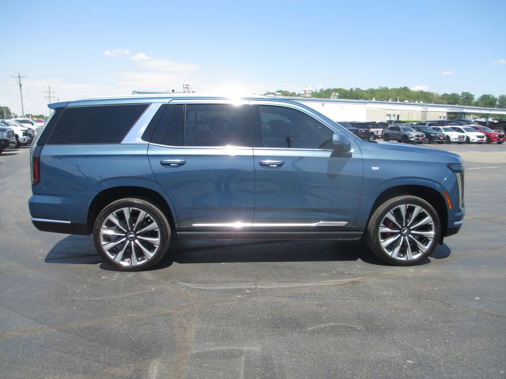 Used 2025 Cadillac Escalade Premium Luxury w/ Touring Package AWD/4WD image 5