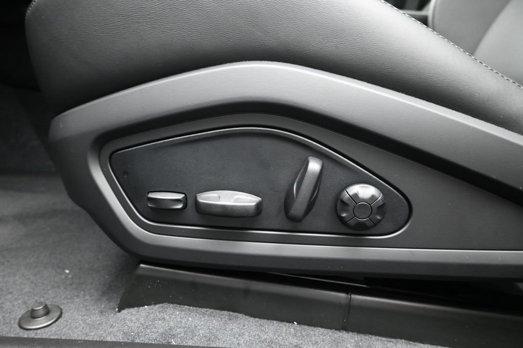 New 2026 Porsche Taycan RWD image 15