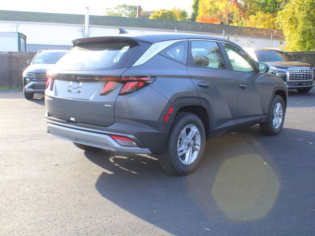 Used 2025 Hyundai Tucson SE AWD/4WD image 7