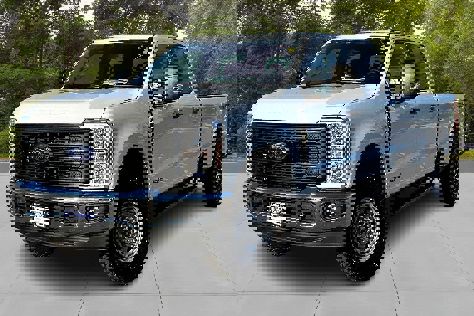 New 2026 Ford F350 XL w/ XL Off-Road Package image 2