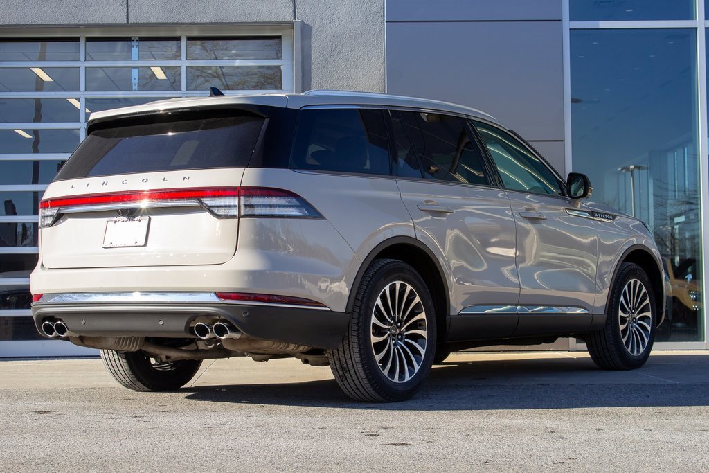 Used 2022 Lincoln Aviator Reserve w/ Elements Package Plus image 10