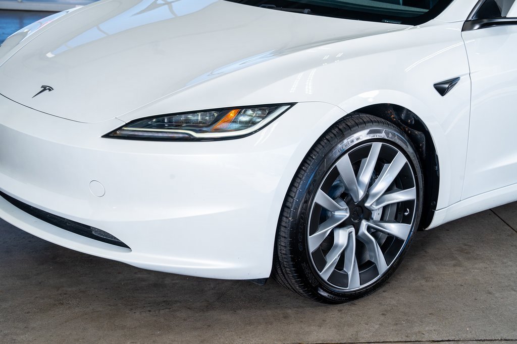 Used 2025 Tesla Model 3 Long Range image 12