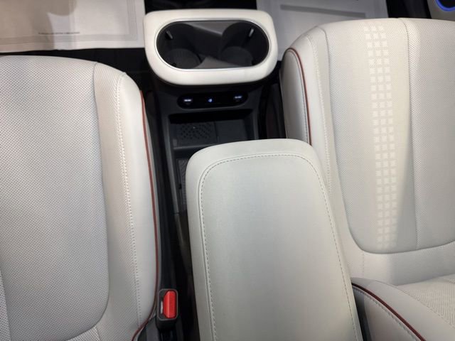 Used 2024 Hyundai Ioniq 5 Limited image 18