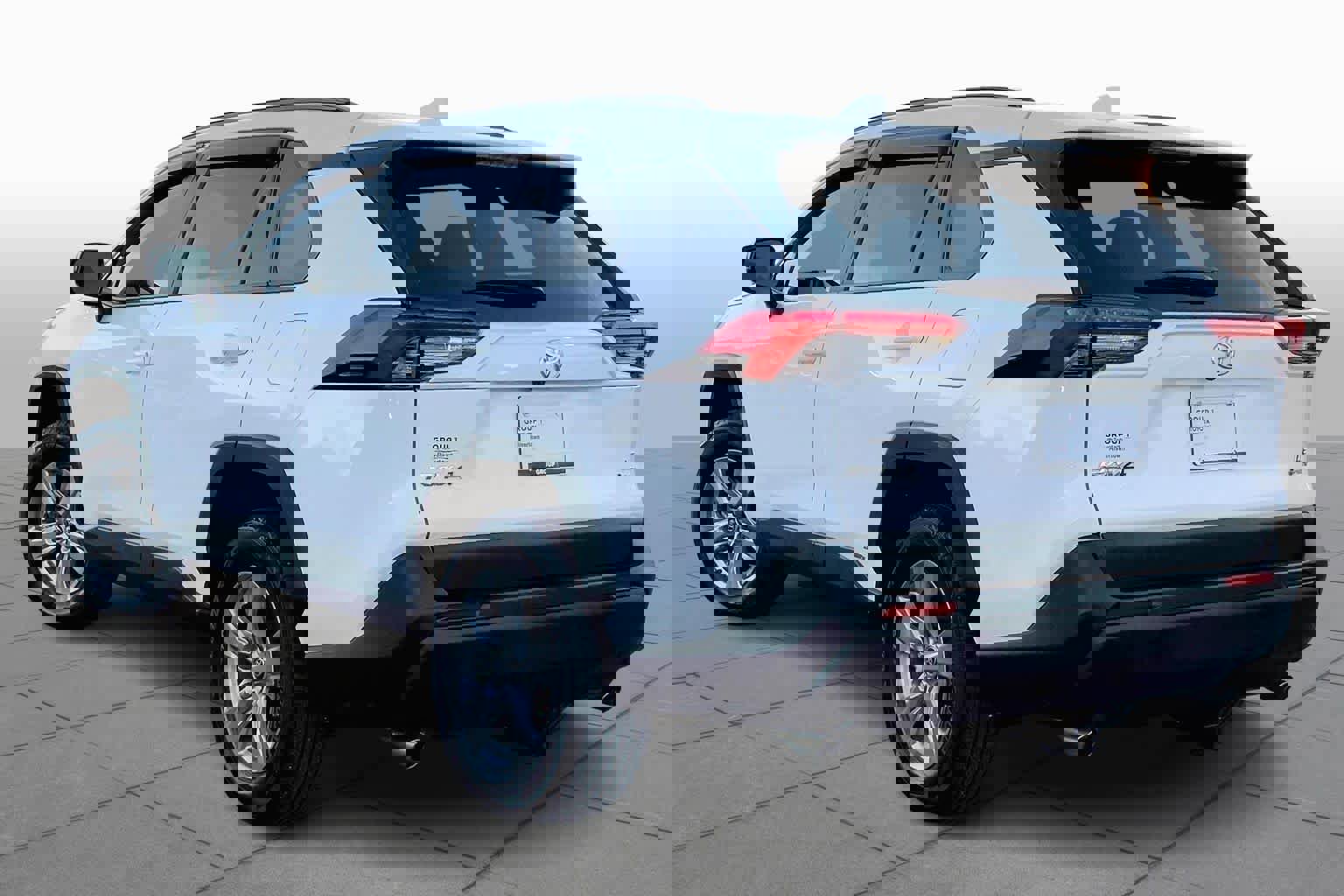 Used 2025 Toyota RAV4 LE image 12