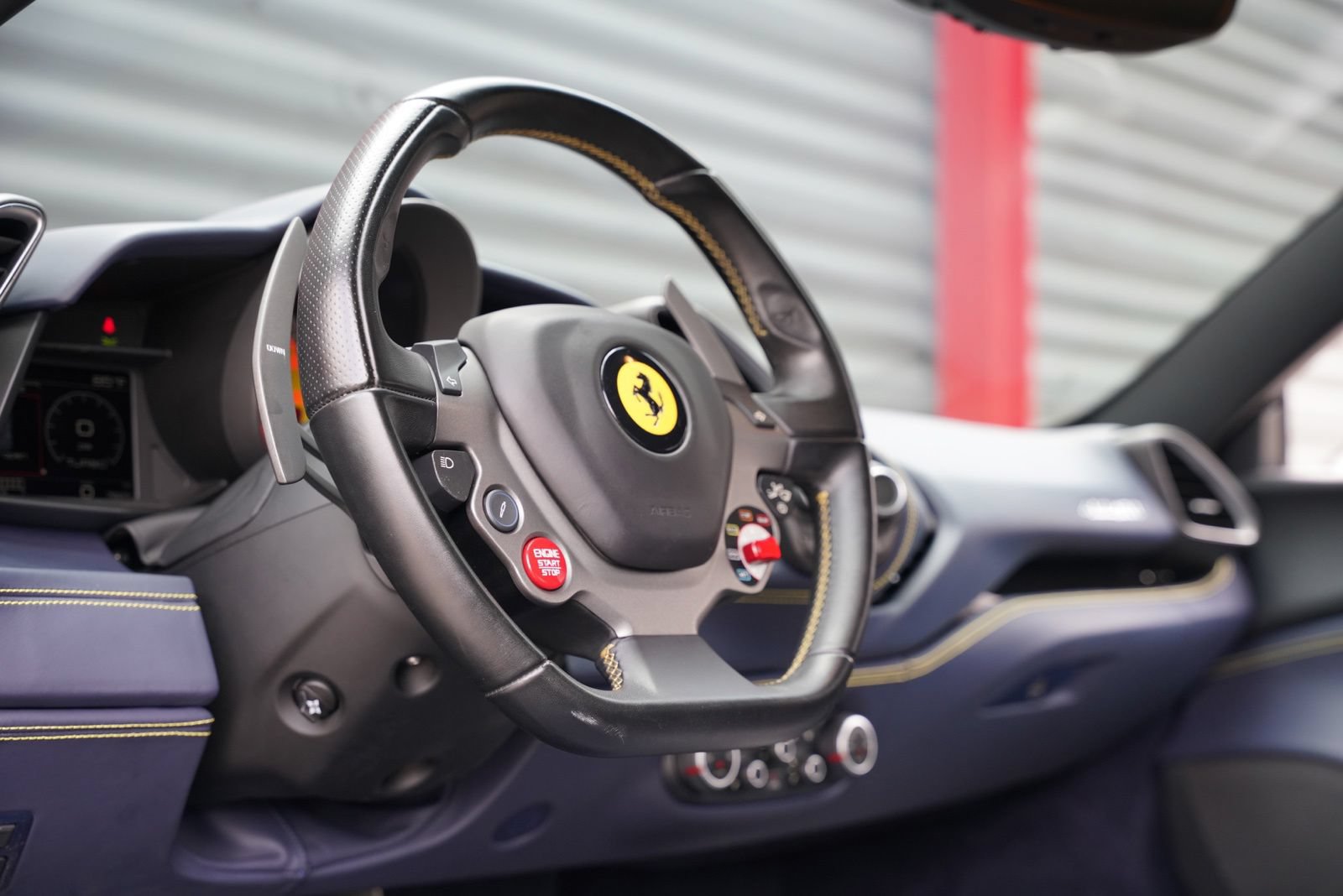 Used 2017 Ferrari 488 GTB RWD image 16