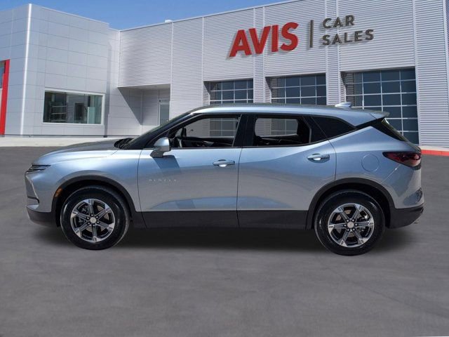Used 2025 Chevrolet Blazer LT FWD image 10