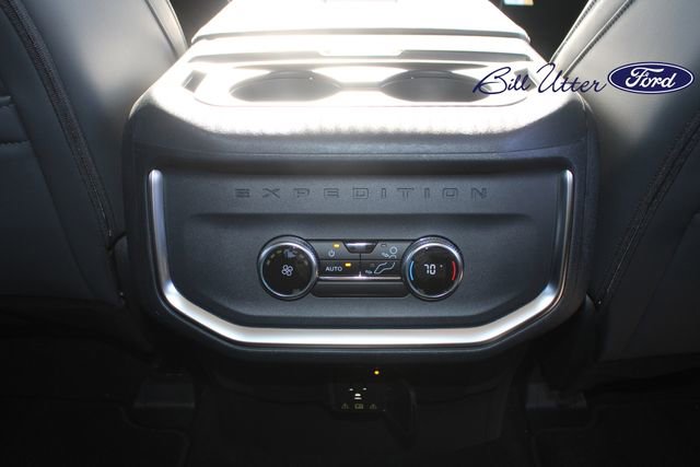 New 2025 Ford Expedition Active image 11