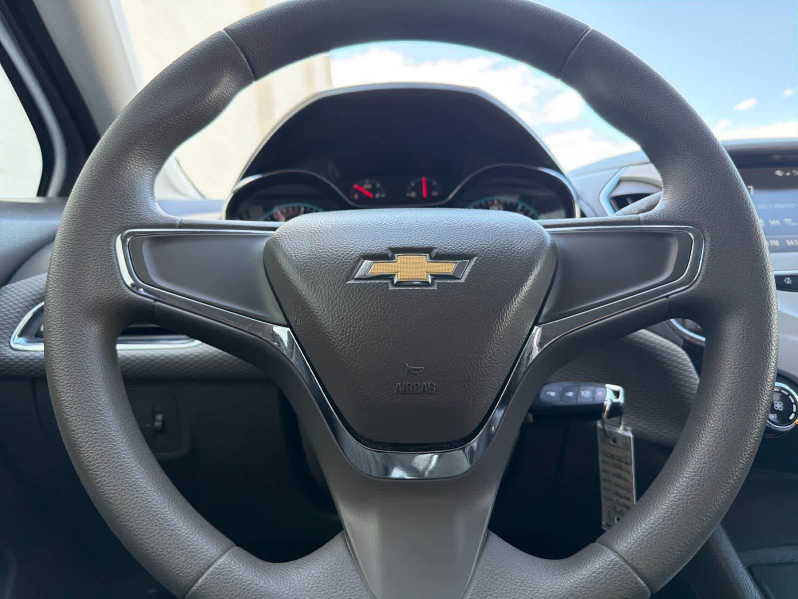 Used 2018 Chevrolet Cruze LS FWD image 21