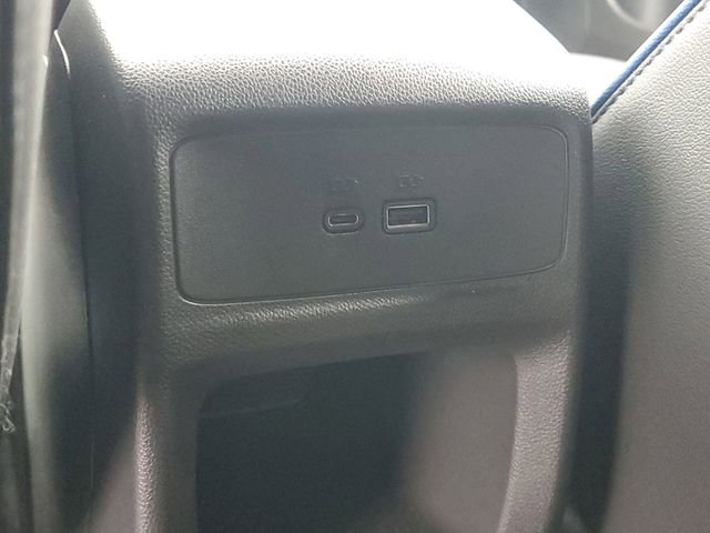 Used 2025 Buick Envista Sport Touring w/ Convenience II Package image 11