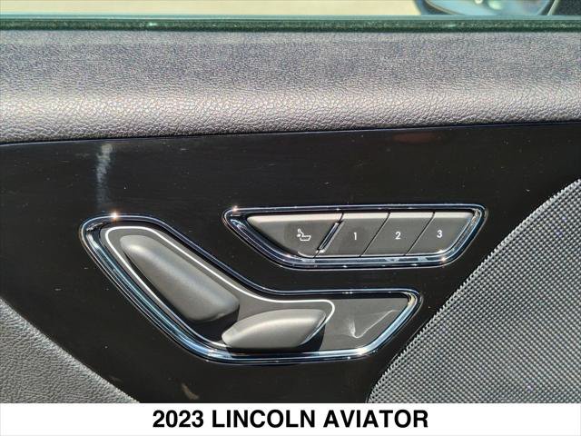 Certified 2023 Lincoln Aviator Reserve w/ Equipment Group 201A RWD image 22