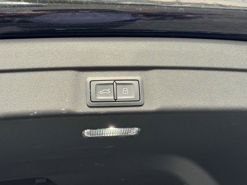 Used 2025 Audi A5 2.0T Premium Plus w/ Premium Plus image 20