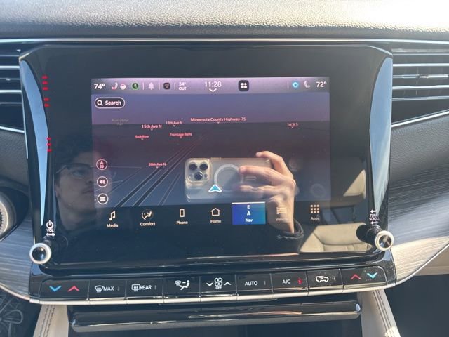 Used 2023 Jeep Wagoneer L Series II image 18