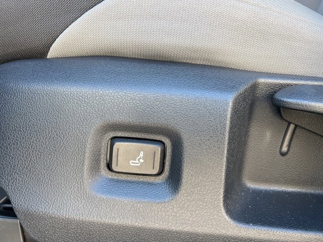 Certified 2025 Toyota Tacoma TRD Off-Road image 19