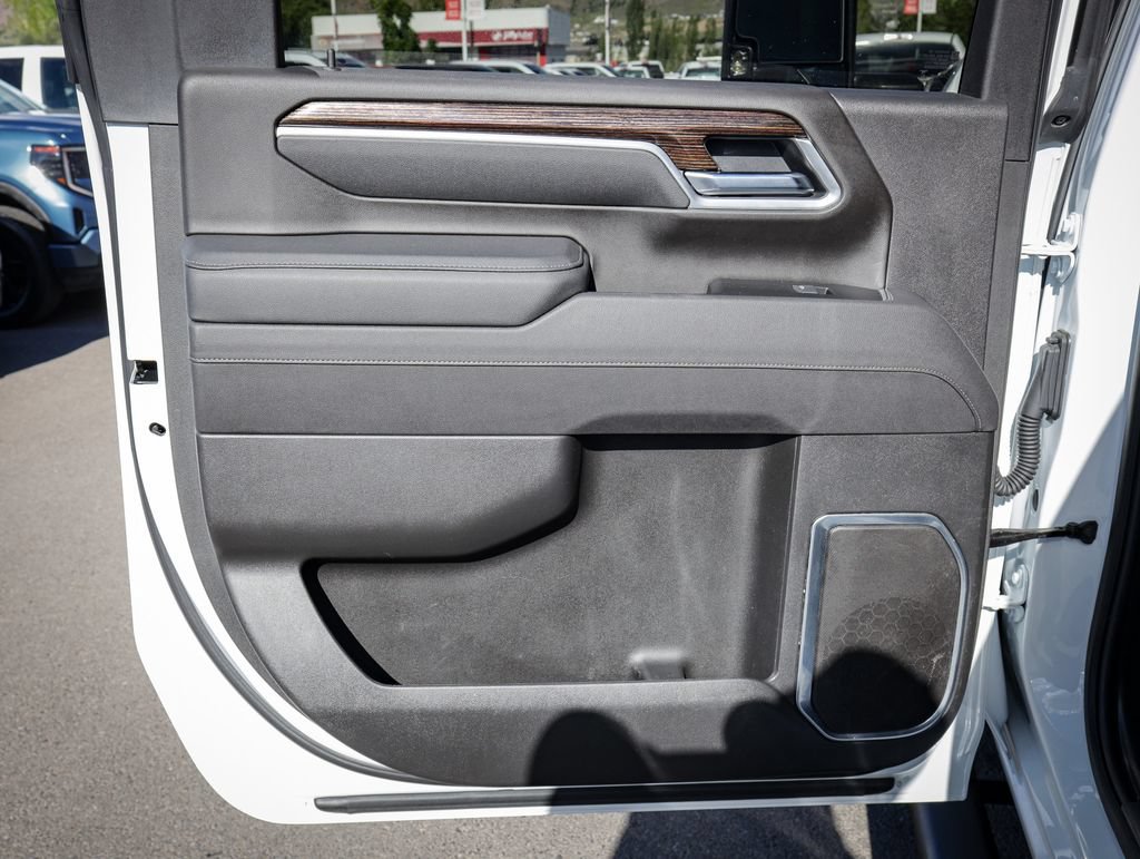 Used 2025 GMC Sierra 3500 SLE w/ SLE Convenience Package AWD/4WD image 33
