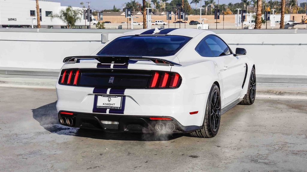 Used 2020 Ford Mustang Shelby GT350 w/ Technology Package image 9