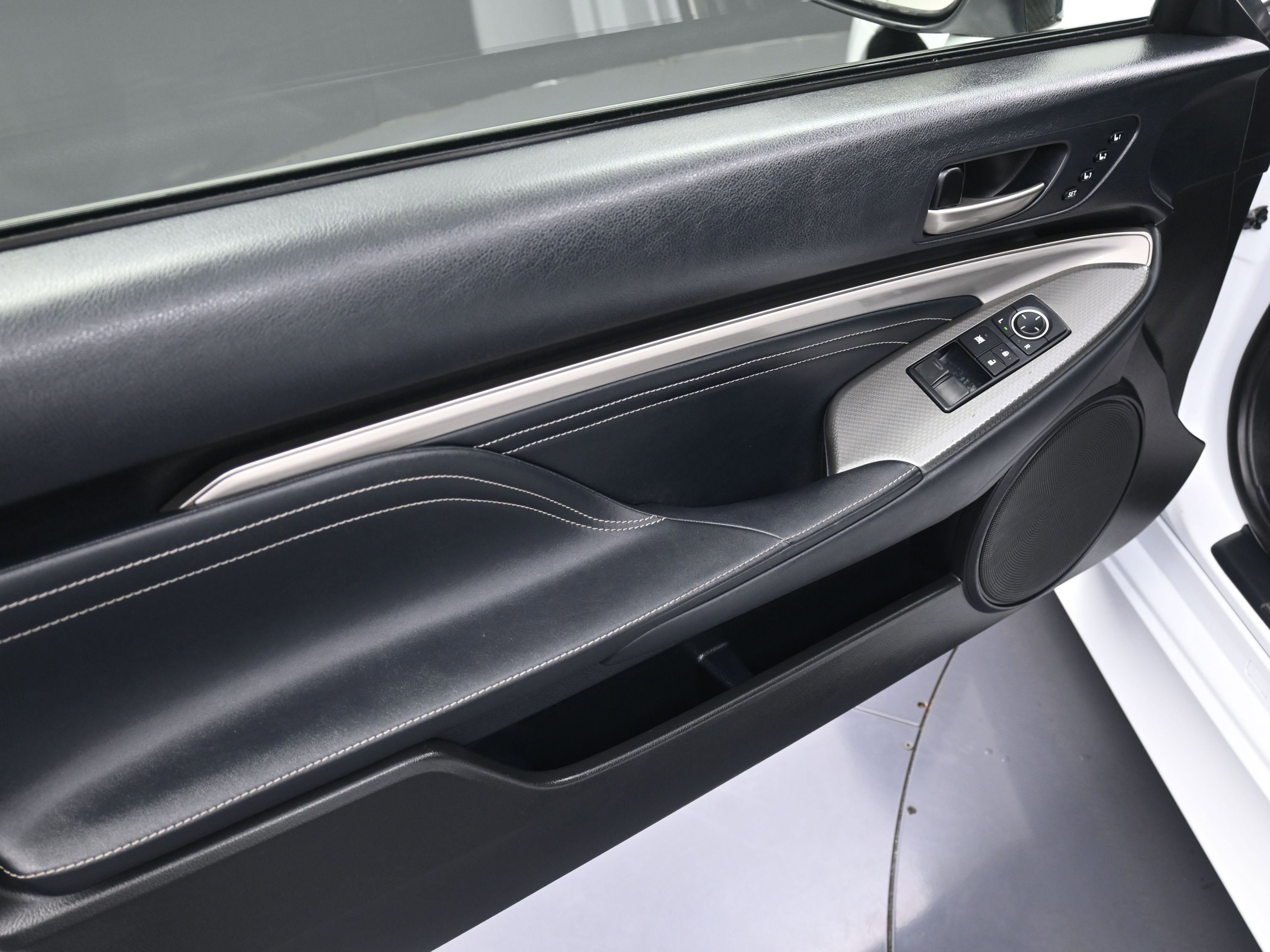 Used 2017 Lexus RC 350 F Sport image 16