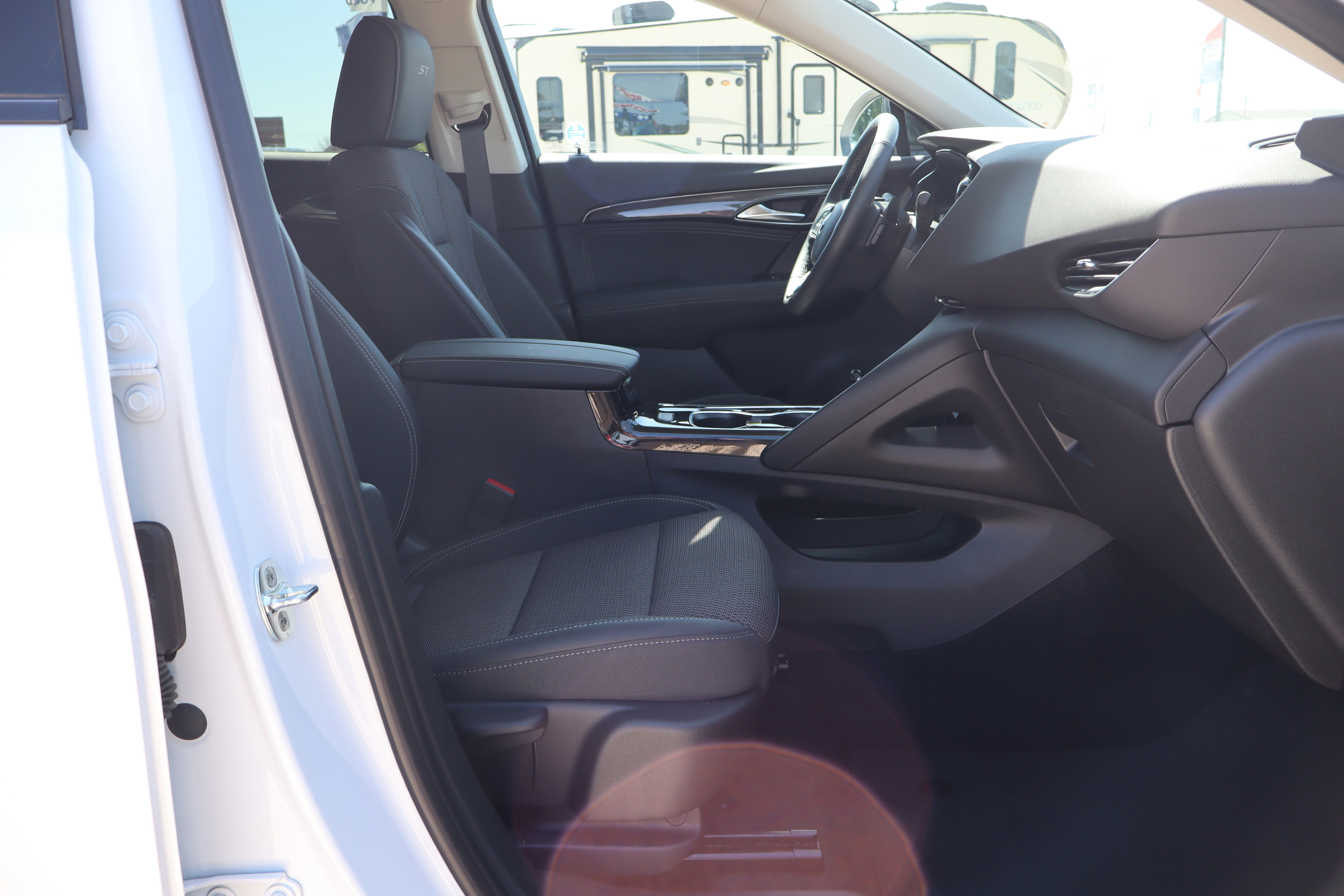 Used 2023 Buick Envision Preferred w/ Sport Touring Package AWD/4WD image 13