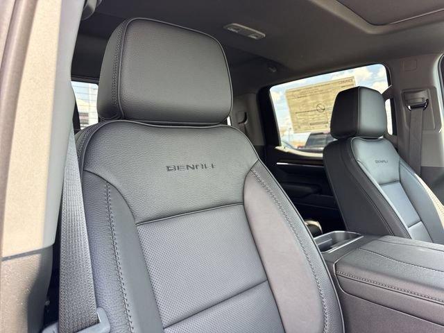 New 2026 GMC Sierra 1500 Denali w/ Denali Reserve Package AWD/4WD image 30