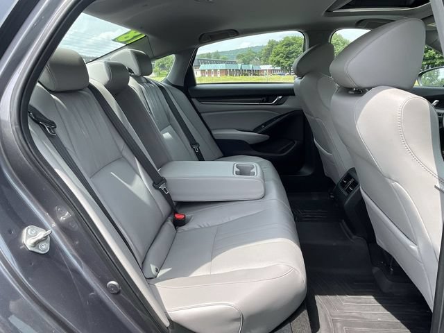 Used 2018 Honda Accord Touring image 23