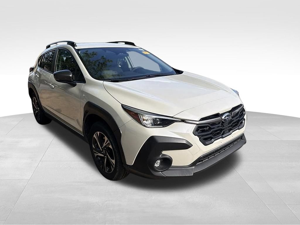 Used 2024 Subaru Crosstrek 2.0i Premium AWD/4WD image 3