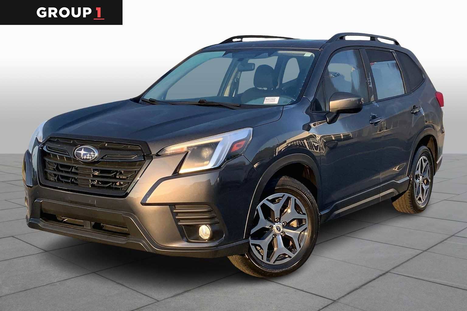 Used 2022 Subaru Forester Premium image 1