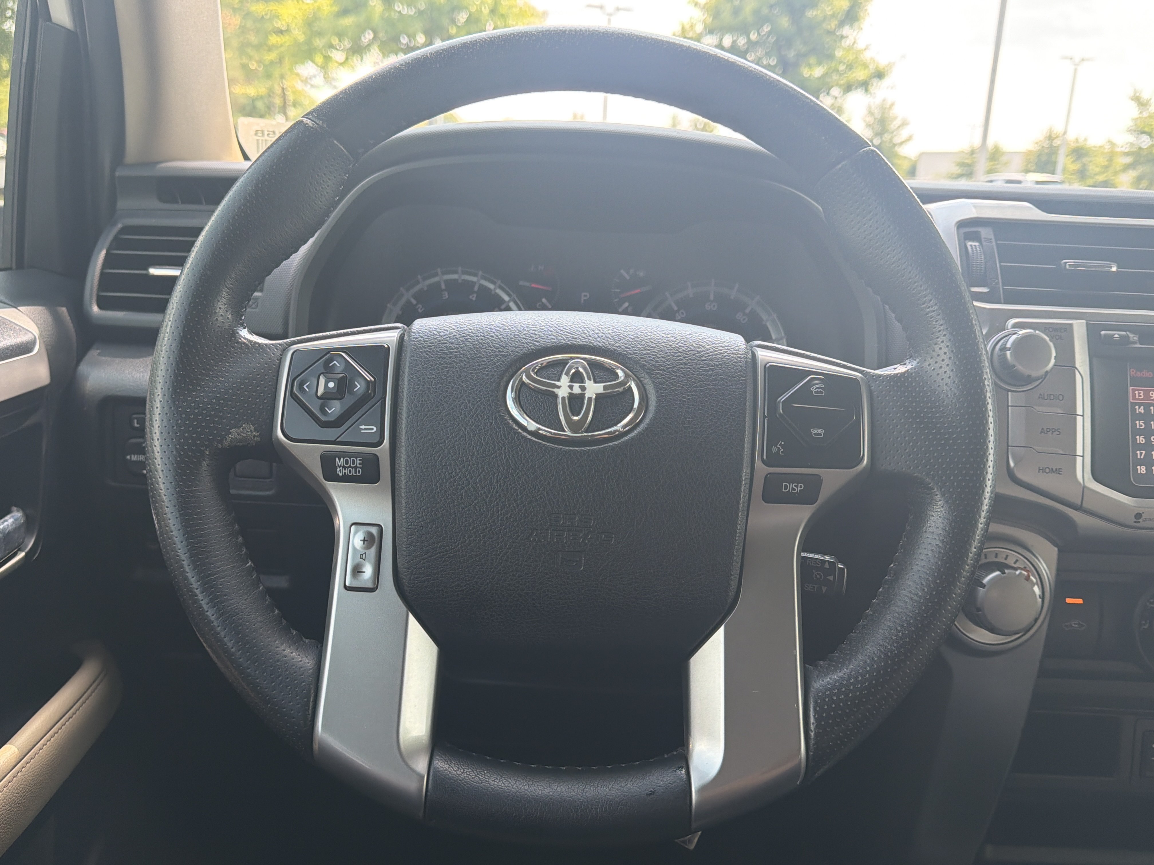 Used 2015 Toyota 4Runner SR5 RWD image 17