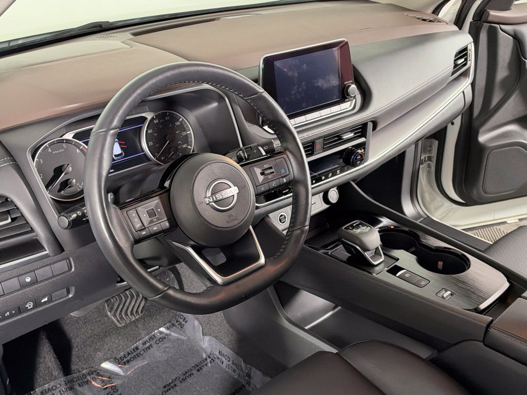 Certified 2023 Nissan Rogue SV w/ SV Premium B Package FWD image 12
