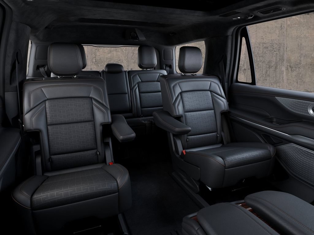 New 2027 Lincoln Navigator Black Label AWD/4WD image 11