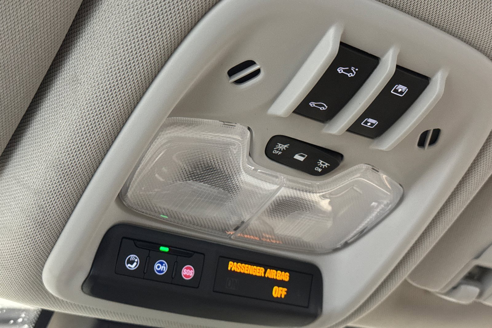 Used 2022 Chevrolet Bolt EUV Premier w/ Sun & Sound Package image 22