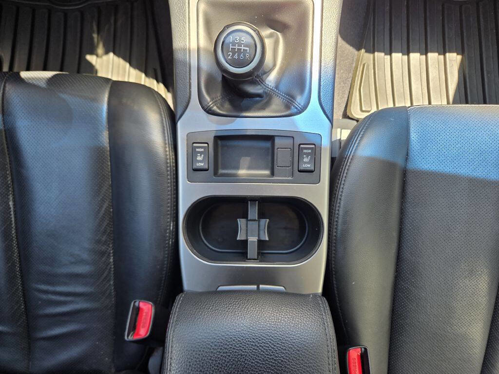 Used 2010 Subaru Legacy 2.5GT Limited w/ Popular Equipment Group 1A AWD/4WD image 27