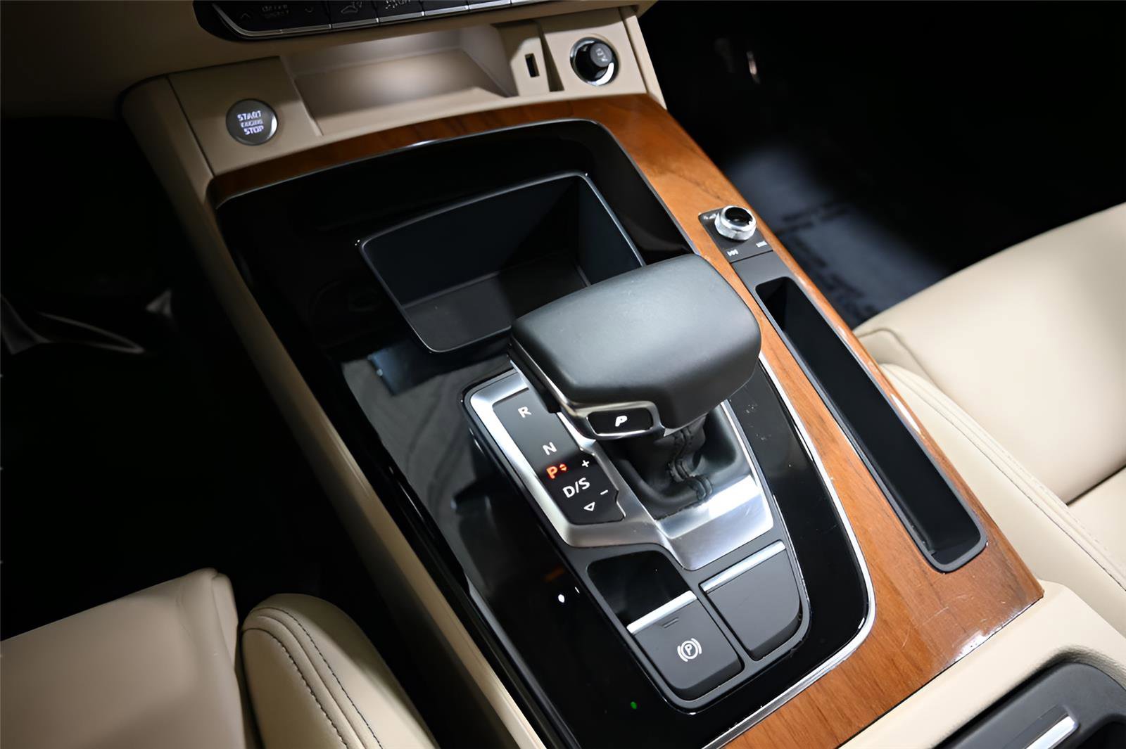 Used 2022 Audi Q5 e Premium image 22